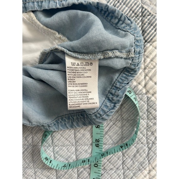 Urban Outfitters Denim Romper V-Neck Sleeveless Button Accent Casual Jumpsuit - Picture 4 of 5